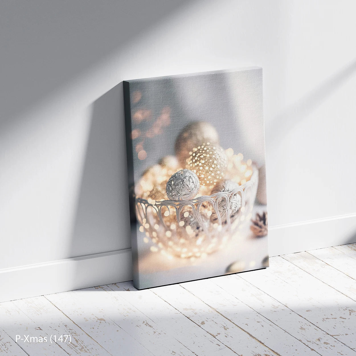 Modern Gold Ornaments and Fairy Lights Christmas Wall Art on Canvas with Wood Frame Wholesale Decor