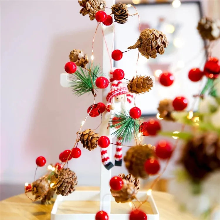 Battery Operated Christmas Decorations Outdoor Holiday Patio Lights LED Copper Wire Pine Cone Christmas Holiday Fairy Lights