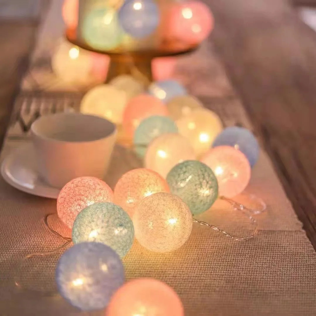 Cotton Balls Indoor String Lights Battery Operated Fairy Lights for Kids Girls Bedroom Dorm Patio Garden Christmas Party