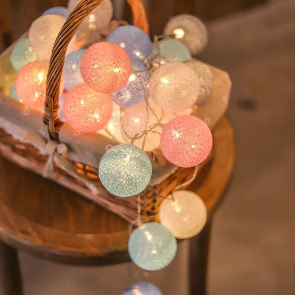 Cotton Balls Indoor String Lights Battery Operated Fairy Lights for Kids Girls Bedroom Dorm Patio Garden Christmas Party
