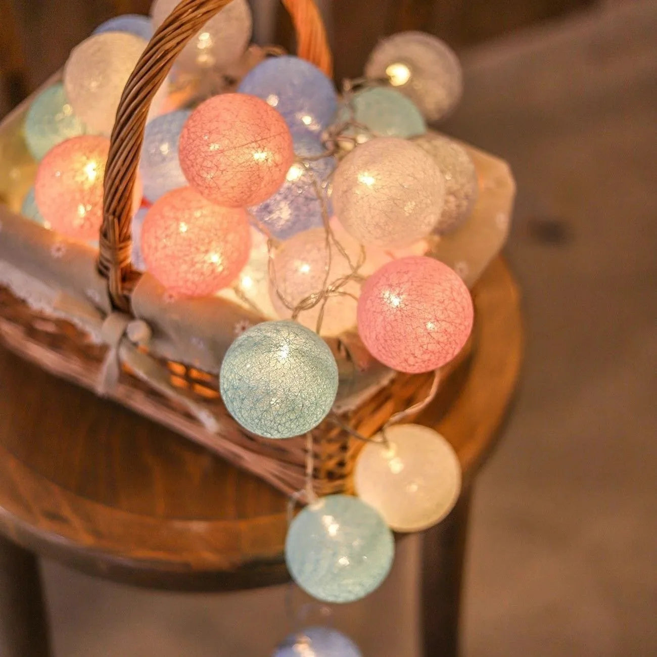 Cotton Balls Indoor String Lights Battery Operated Fairy Lights for Kids Girls Bedroom Dorm Patio Garden Christmas Party