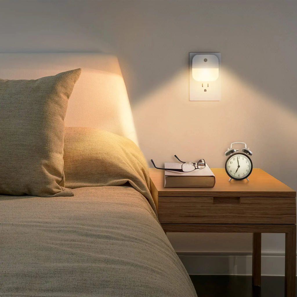 Led Wall Lamp EU Plug-In Smart Light Control Sensor Light 220V Wall Light for Home Corridors Bathrooms Hallways Closet Bedroom