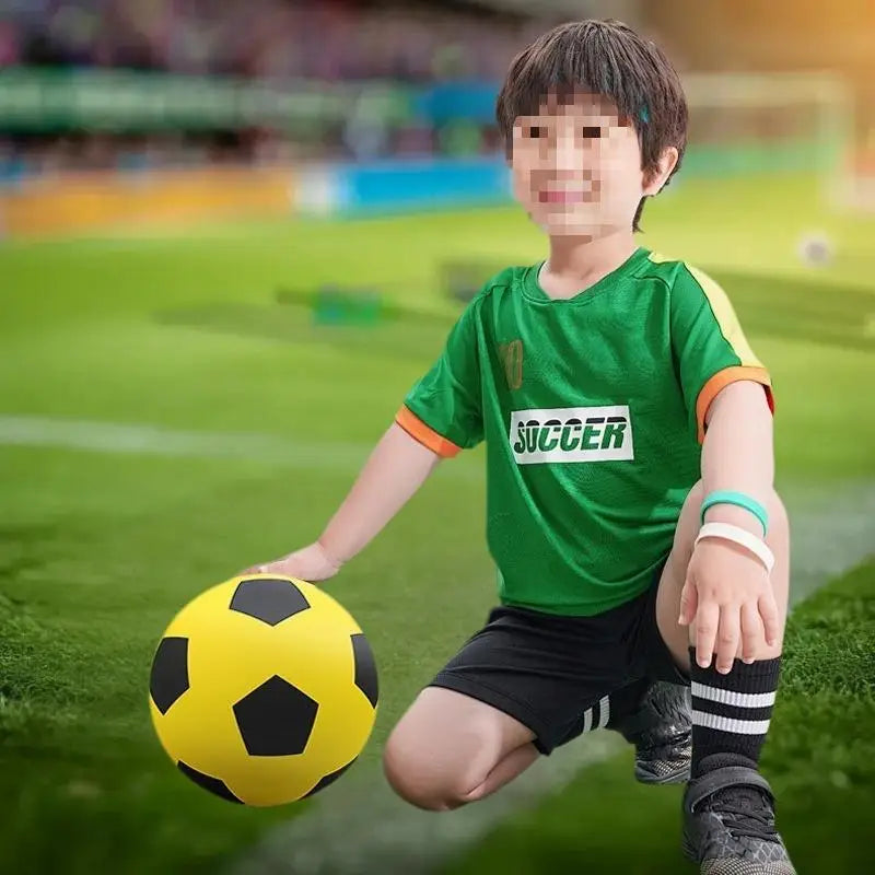 1Pc 3 Colors High-Elastic Indoor Silent Football PU Foam Practice Ball Comes With A Net Bag For Home Use And Skill Development