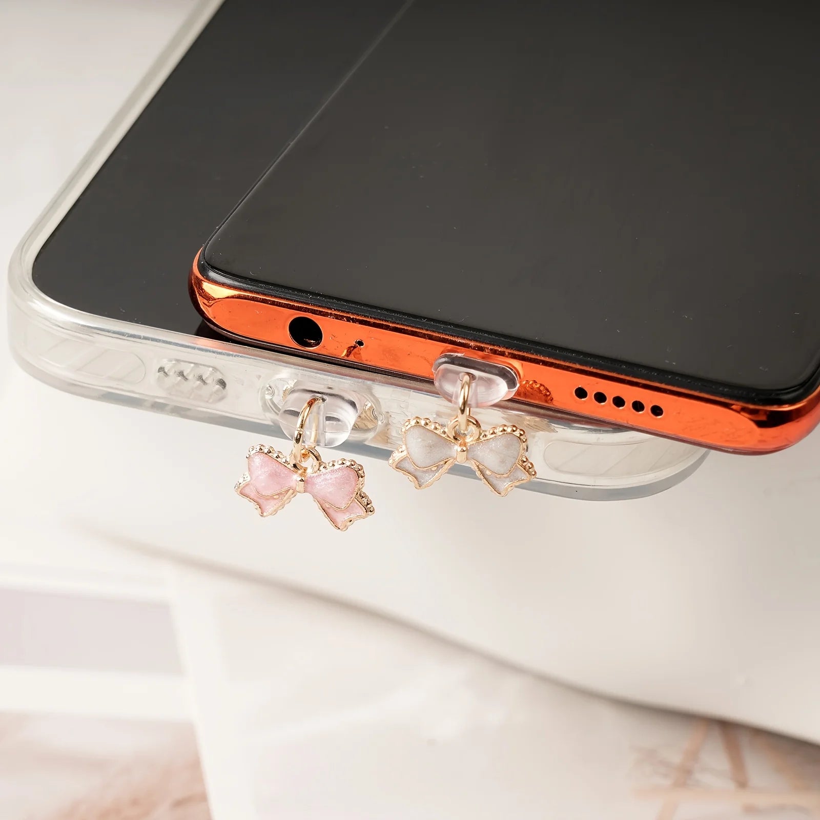1 Exquisite Pink and White Bow-Shaped Phone Dust Plug, Gift for Couples/Family and Friends, Suitable for Iphone/Type-C Models, Phone Accessory