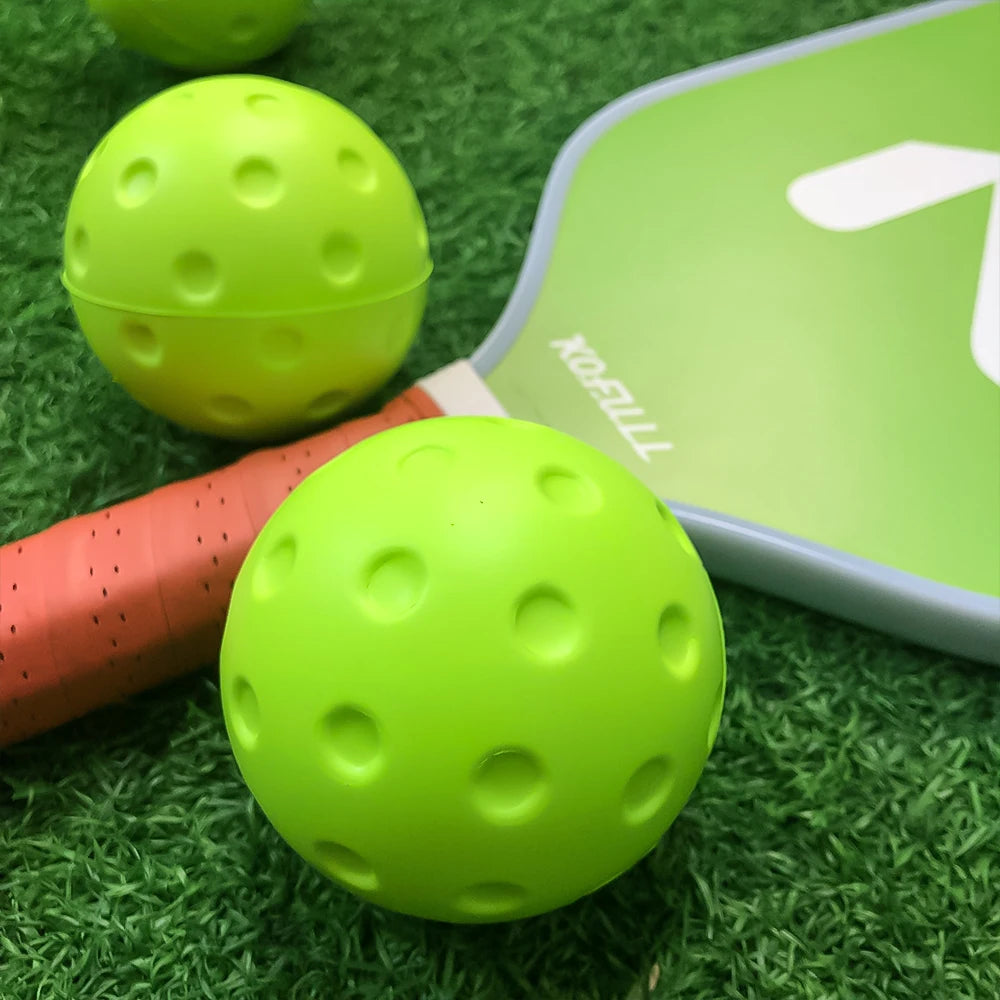 3Pcs/Box Quiet Foam Pickleballs Perfect for Indoor & Outdoor Practice & Training PU Foam Material for Reduced Noise 2 Colors